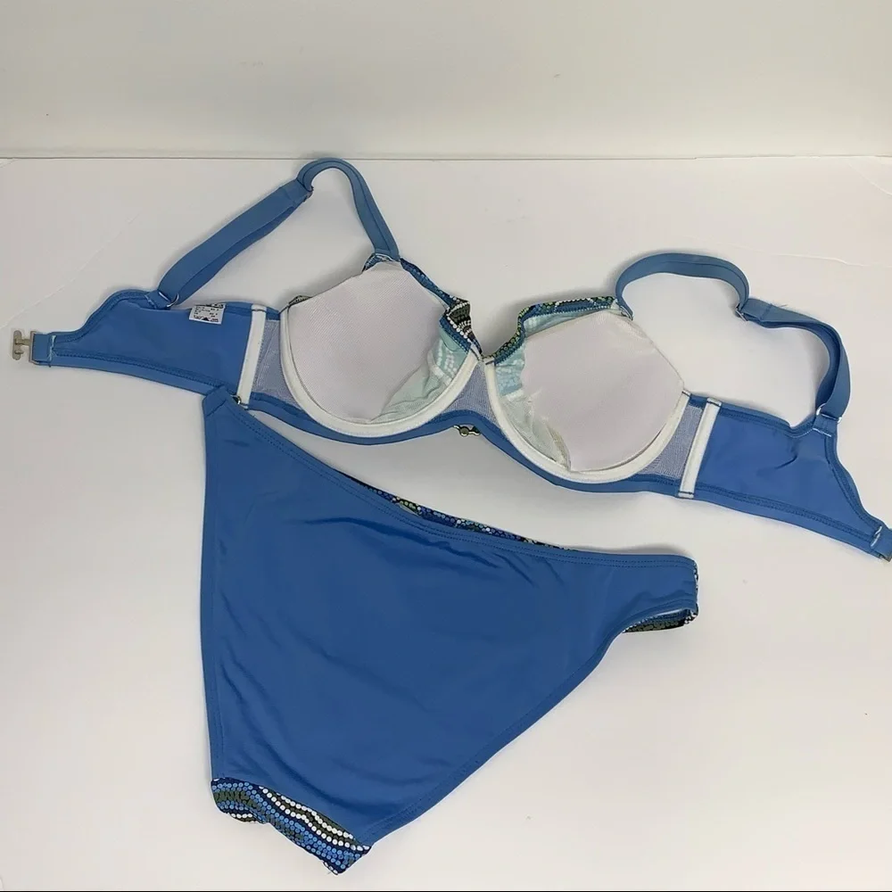 Kris Line Size M Blue Green White Geometric BOHO Bikini Swimsuit